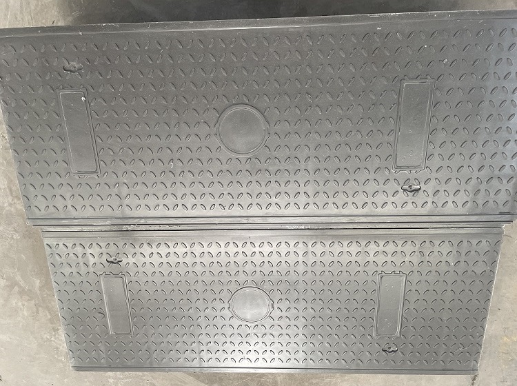 复合电缆沟盖板施工地点如何做好防护