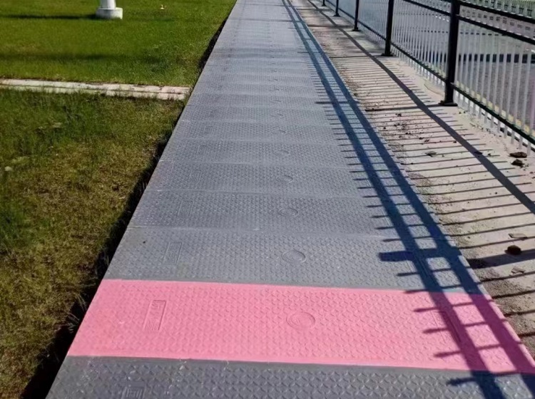 复合电缆沟盖板铺装效果